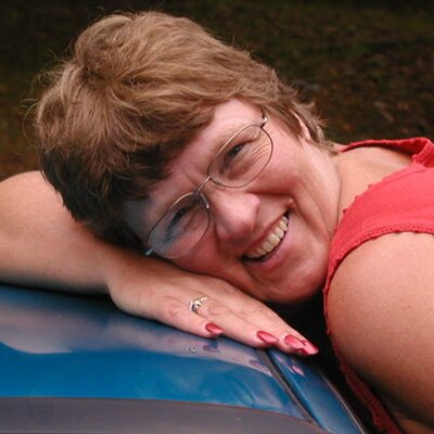 Profile Picture of Paula Rabe (@gooper52) on Twitter