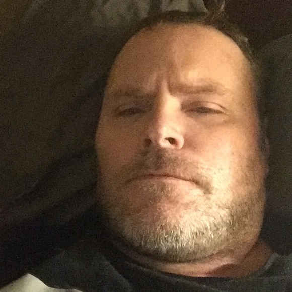 Profile Picture of Charles Zvosec (@allen1144) on Poshmark
