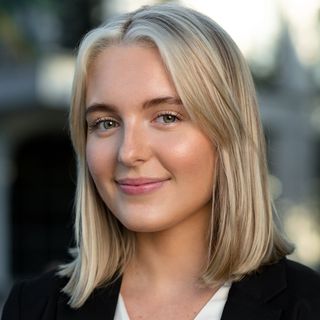 Profile Picture of Albina Silchuk | Sacramento Realtor (@silchuksacramento) on Instagram