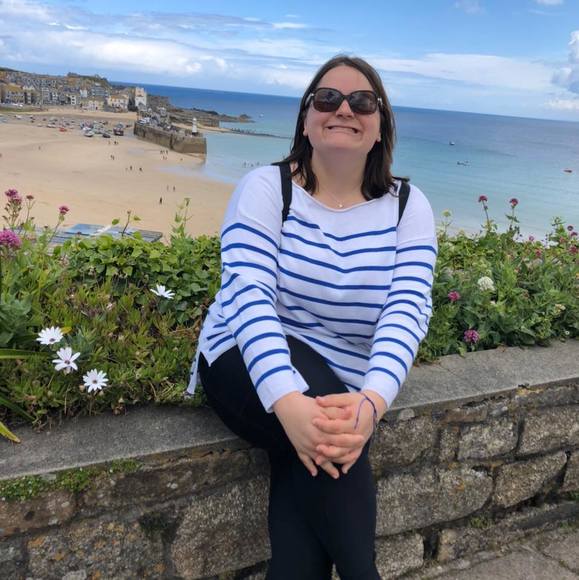 Profile Picture of Genny Audino (@gennyaudino) on Poshmark