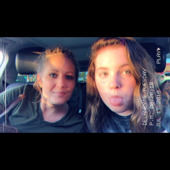 Profile Picture of Delaney Grimm (@delaneyg10) on Poshmark