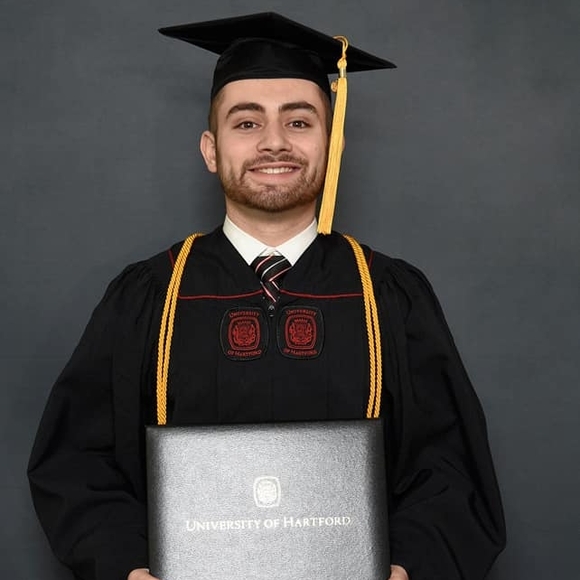 Zach Almakias - Poshmark Profile Picture of Zach Almakias (@zalmakias) on Poshmark