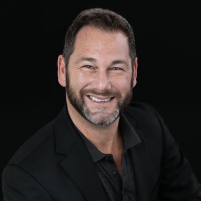Profile Picture of Geoff Alexander (@geoffalex) on Twitter