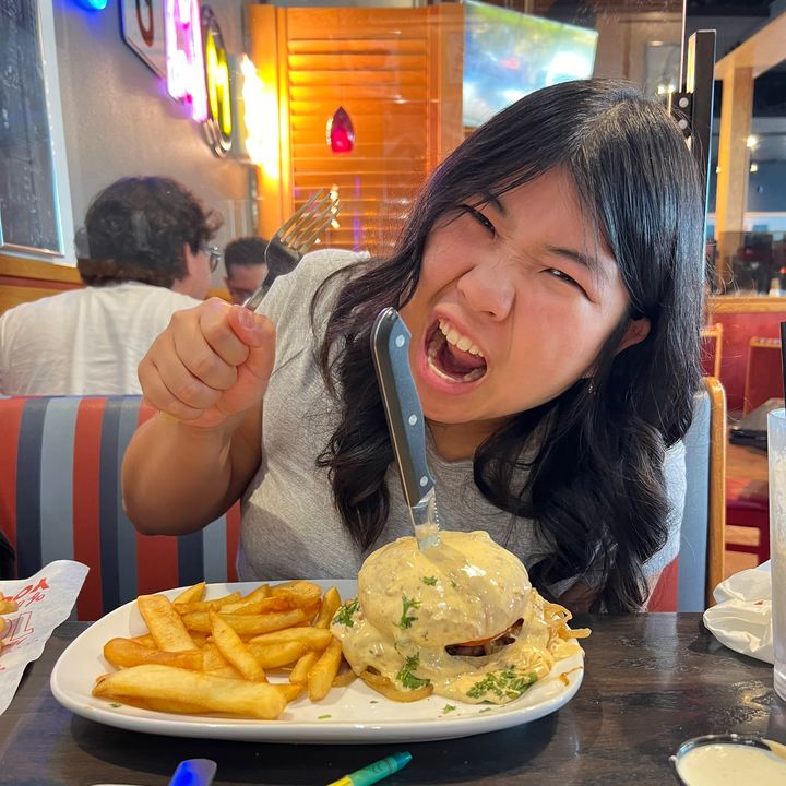 Profile Picture of tina (@tinafarts) on Tiktok