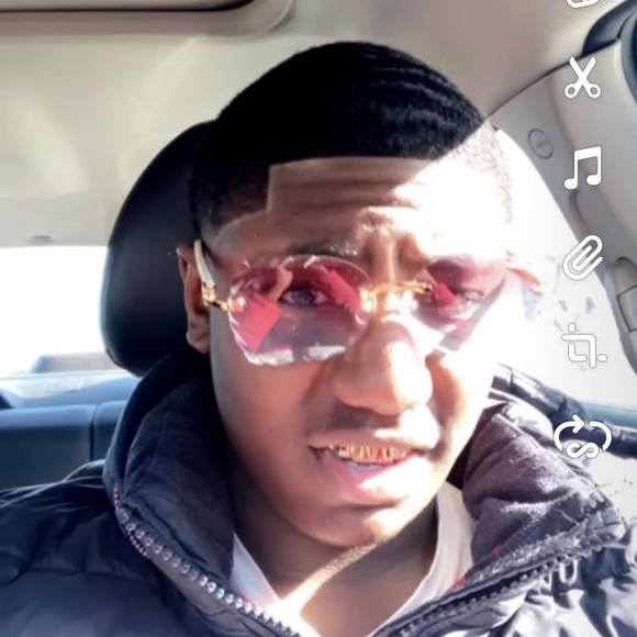 Profile Picture of Dequan Poindexter (@dequanp) on Poshmark