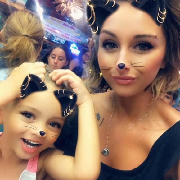 Profile Picture of Catherine Jaslow (@jazlowc89) on Poshmark