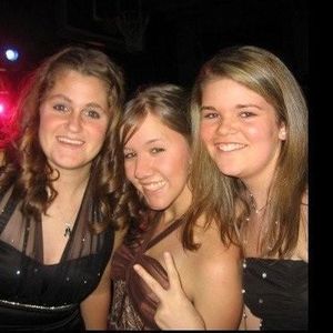 Profile Picture of Lauren Arsenault (@laur2594) on Myspace