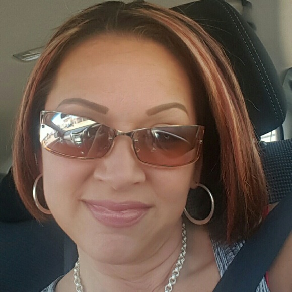 Profile Picture of Jodie West (@jaynicole72) on Poshmark