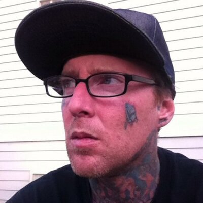 Profile Picture of Brent Leonard (@OneBboyleonard) on Twitter