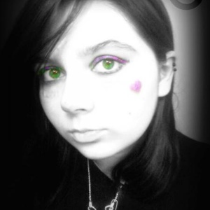 Profile Picture of Ashley Rae (@happylildorkfish) on Myspace