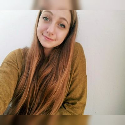 Profile Picture of Nicole (@codyshope) on Twitter