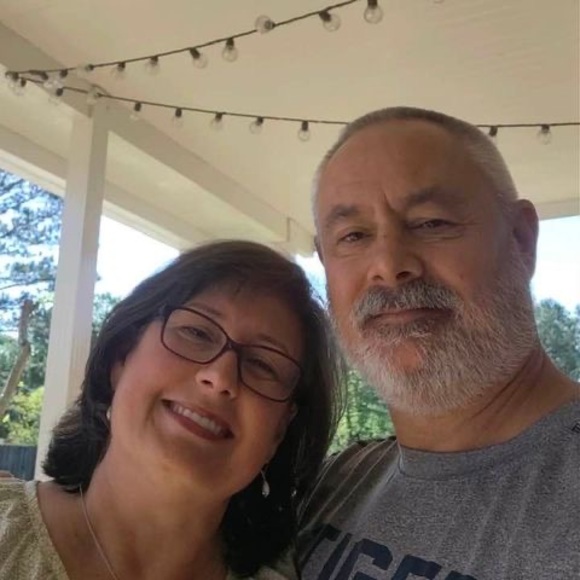 Profile Picture of Lisa Dobbs (@ltturner68) on Poshmark