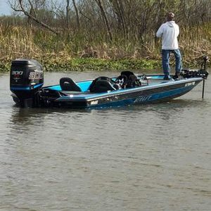 Profile Picture of Danny Comeaux (@danny_comeaux) on Twitter