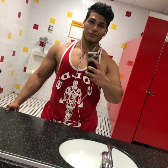 Profile Picture of Brandon Quintero (@divineserp) on Poshmark