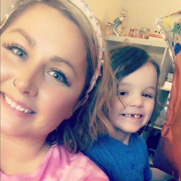 Profile Picture of Tabatha Hafley (@tabby697) on Poshmark