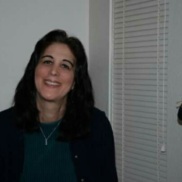 Profile Picture of Marsha Hirschhorn (@breeze71) on Poshmark