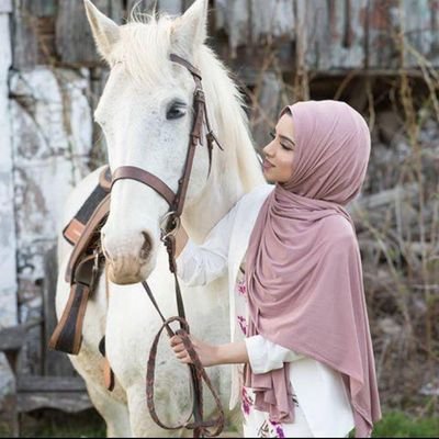 Profile Picture of Ayesha Hashmi (@ayeshahashmi303) on Twitter