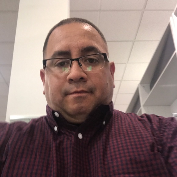 Gino Freire - Poshmark Profile Picture of Gino Freire (@efreire24) on Poshmark