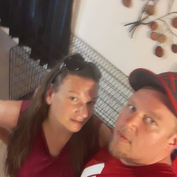 Profile Picture of Stacy Heckelsmiller (@stacywolfe1980) on Poshmark