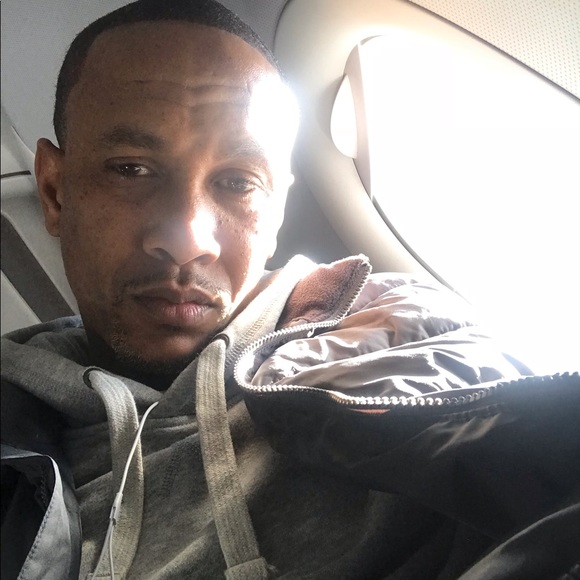 Profile Picture of Ernest Jones (@tyejones123) on Poshmark