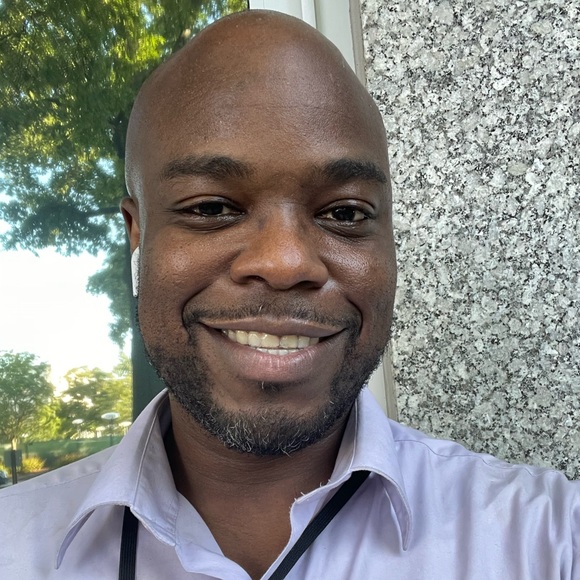 Profile Picture of Anselm Anokwu (@anselmanokwu730) on Poshmark