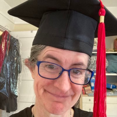 Profile Picture of Chris Holland (@healthyelf7) on Twitter