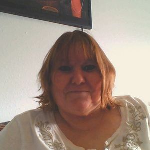 Profile Picture of Karen Huse (@redrosefoxladyhotmail) on Myspace