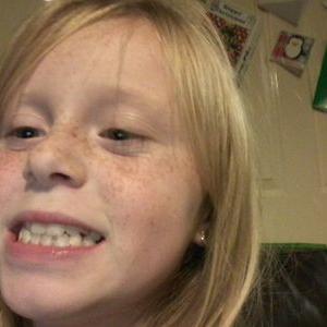Profile Picture of Ruby Newman (@d86a7fb48e5649c) on Twitter