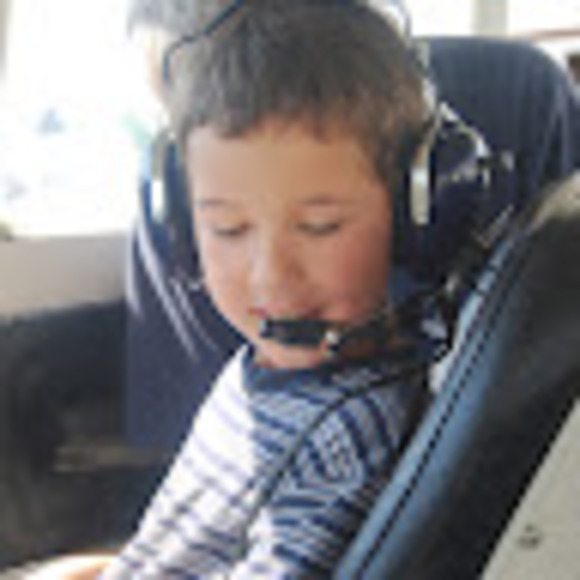 Profile Picture of Cameron Morehouse (@cameronmorehous) on Poshmark