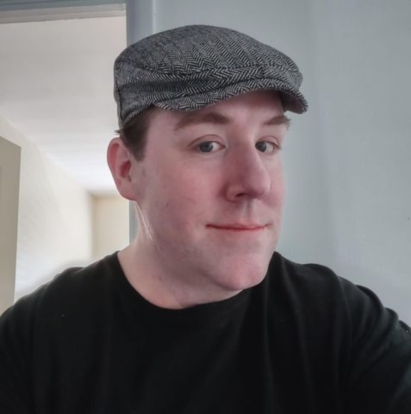 Profile Picture of Derek Mitchell (@derekm1982) on Poshmark