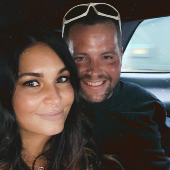 Profile Picture of Danielle Ebersole (@daniellesara13) on Poshmark