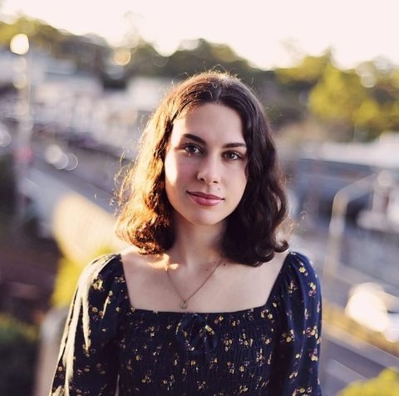 Profile Picture of Isabel Crosby (@isabelcrosby601) on Poshmark