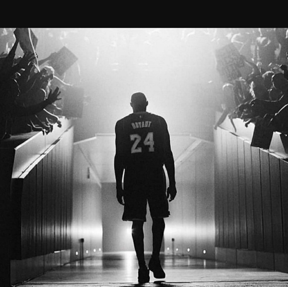 Profile Picture of Jet Jet (@j3750n) on Poshmark