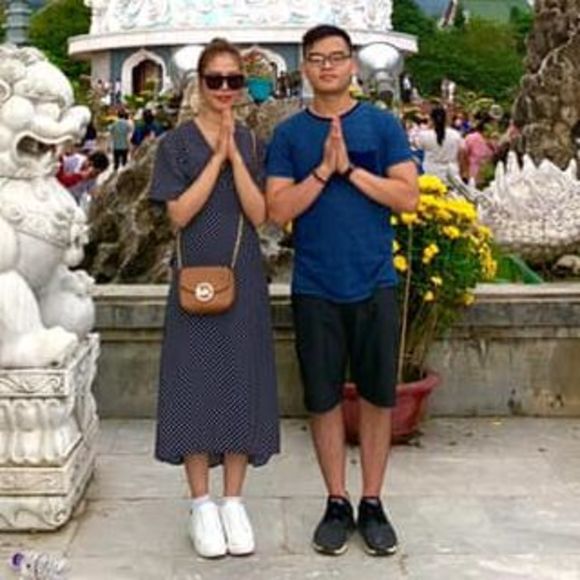 Profile Picture of Calvin Nguyen (@thelonelydriver) on Poshmark