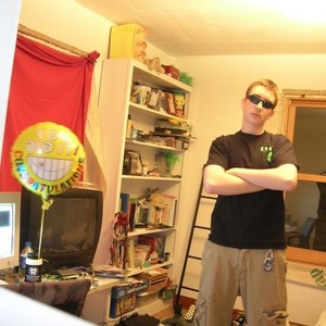Profile Picture of Andrew Kanach (@teenagemutantninjameerkat) on Myspace