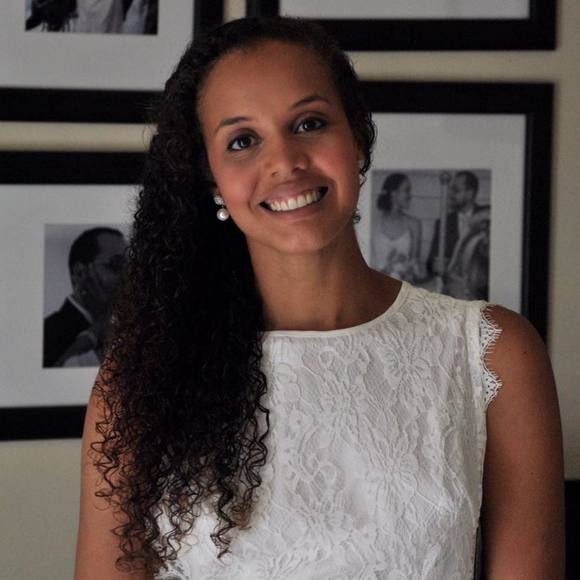 Profile Picture of Maraíza Pereira thiago (@maraiza) on Poshmark