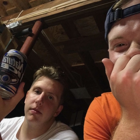 Profile Picture of William Parady (@willparady) on Poshmark