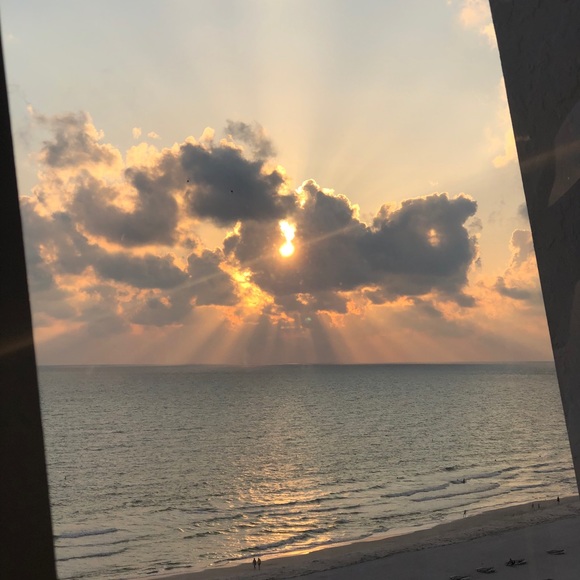 Profile Picture of Kristie Kopache (@kristierenee04) on Poshmark