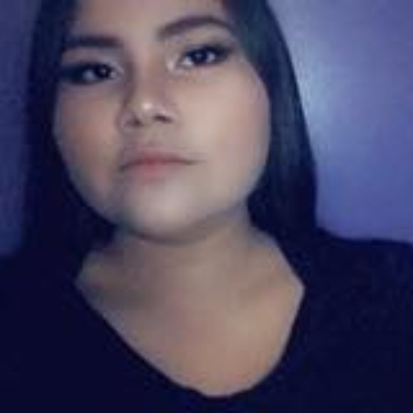 Profile Picture of Sharika Dysart (@sharika00) on Poshmark