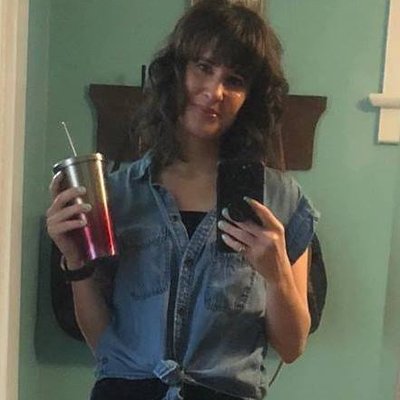 Profile Picture of Brittney Pearson (@britt__pearson) on Twitter