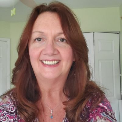 Profile Picture of Lori Irwin Pulliam (@lirwin1202) on Twitter