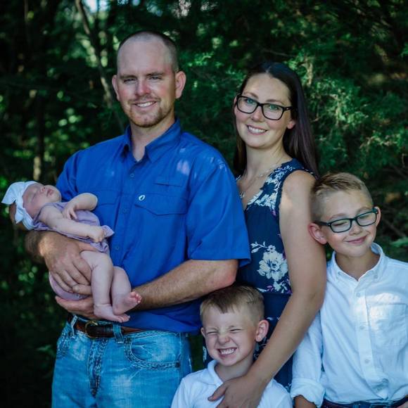 Profile Picture of Christin Minton (@cdminton28) on Poshmark