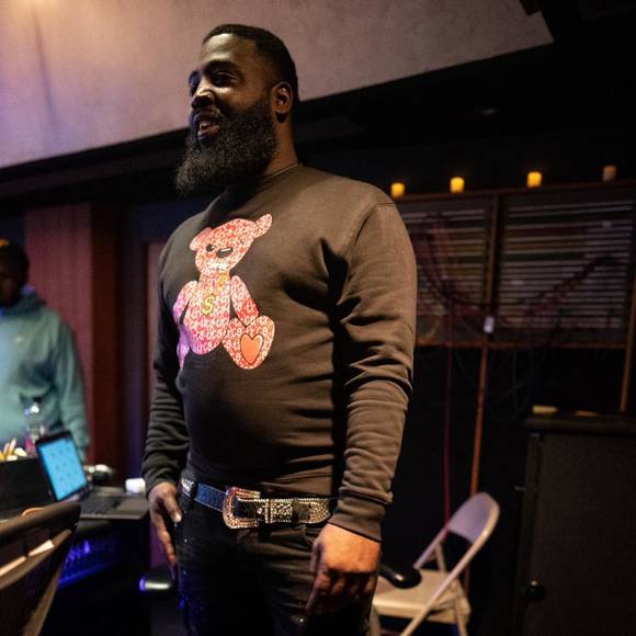 Profile Picture of Derrick Willis (@dwill1234) on Poshmark