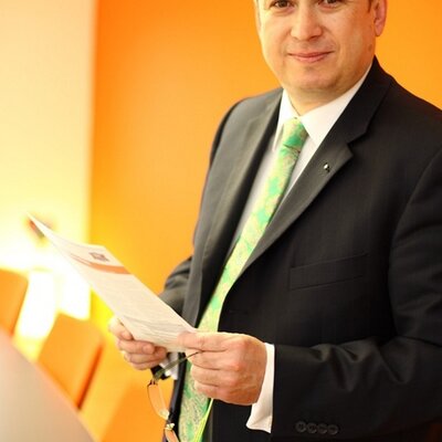 Profile Picture of Michael J. Schöpf (@mrschoepf) on Twitter