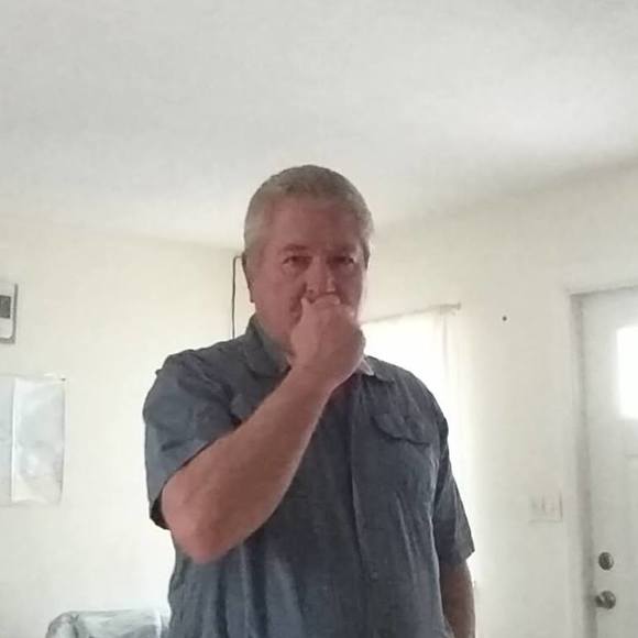 Profile Picture of Max Mason (@aerialmaxx) on Poshmark