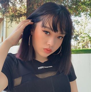 Profile Picture of Crystal Do (@crystal.do.121) on Facebook