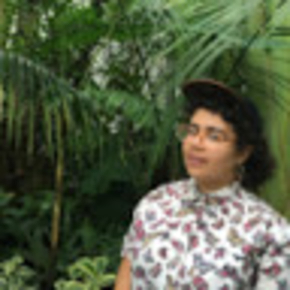 Profile Picture of Genesis Crespo (@genesisdelasola) on Poshmark