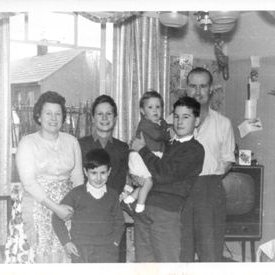 Profile Picture of Philip James Brunt (@BruntPhilip) on Twitter