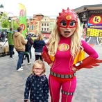 Profile Picture of Laura Vanden Mosselaer (@Laura-Vanden-Mosselaer) on Facebook