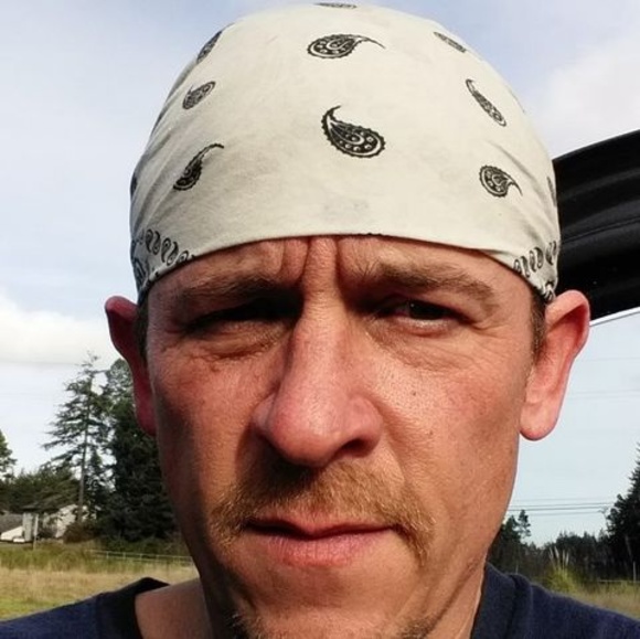 Profile Picture of David Dreveskracht (@ddreveskracht) on Poshmark